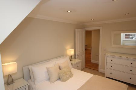 2 bedroom Flat to let in London Street, Reading, RG1