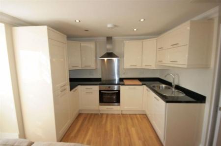 2 bedroom Flat to let in London Street, Reading, RG1