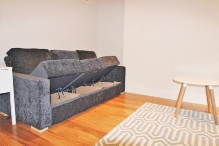 1 bedroom Flat to let in Cross Street, Reading, RG1