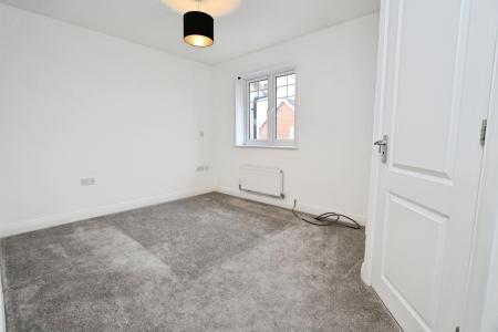 3 bedroom Terraced House for sale in Hilltop Gardens, Reading, Spencers Wood, RG7