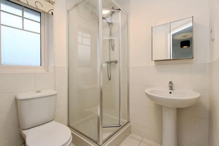 3 bedroom Terraced House for sale in Hilltop Gardens, Reading, Spencers Wood, RG7