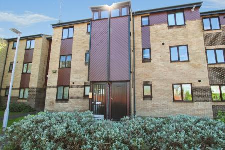 1 bedroom Flat for sale in St Pauls Court, Reading, RG1
