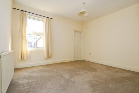 2 bedroom Terraced House for sale in Cranbury Road, Reading, RG30