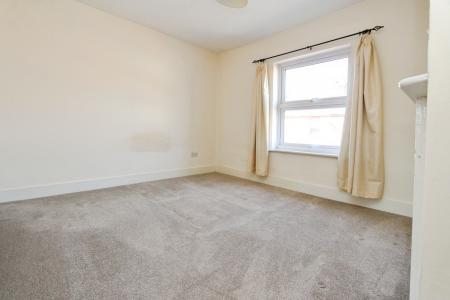 2 bedroom Terraced House for sale in Cranbury Road, Reading, RG30