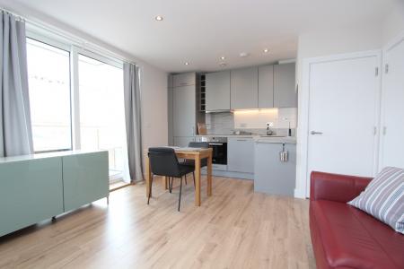 1 bedroom Flat to let in Bedwyn Mews, Kennet Island, Reading, RG2