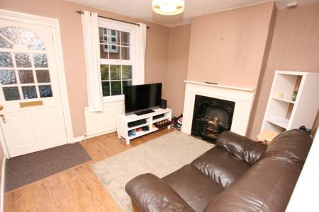 2 bedroom Terraced House to let in St Johns Hill, Reading, RG1