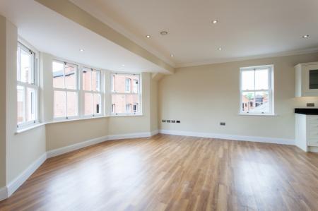 2 bedroom Flat for sale in London Street, Reading, RG1