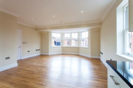 2 bedroom Flat for sale in London Street, Reading, RG1