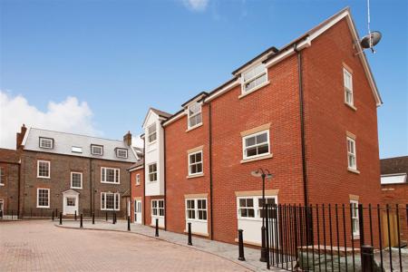 2 bedroom Flat for sale in London Street, Reading, RG1