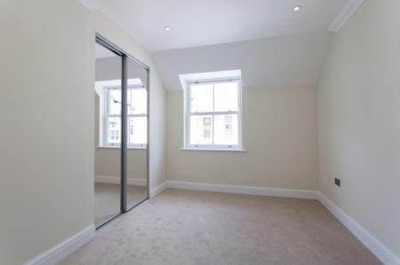 2 bedroom Flat for sale in London Street, Reading, RG1