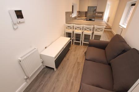 1 bedroom Flat to let in St Johns Hill, Reading, RG1