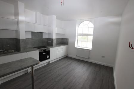 1 bedroom Flat to let in Queens Road, Reading, RG1