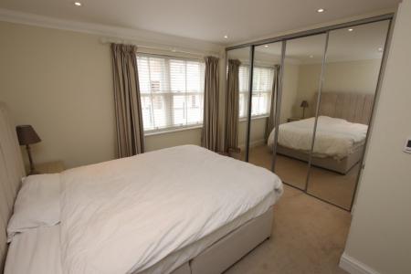 2 bedroom Flat to let in London Street, Reading, RG1