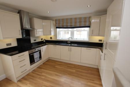 2 bedroom Flat to let in London Street, Reading, RG1