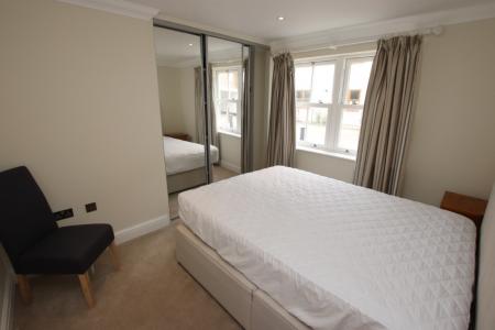 2 bedroom Flat to let in London Street, Reading, RG1