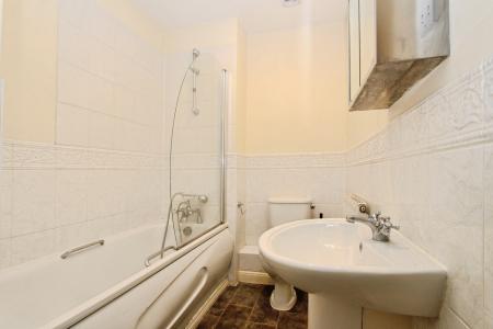 5 bedroom Town house for sale in Cintra Close, Reading, RG2
