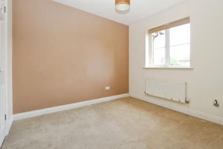 5 bedroom Town house for sale in Cintra Close, Reading, RG2