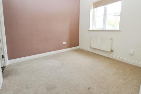 5 bedroom Town house for sale in Cintra Close, Reading, RG2