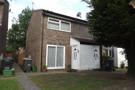 1 bedroom Flat to let in Narromine Drive, Calcot, Reading, RG31