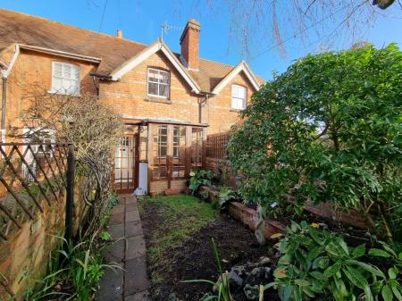1 bedroom Terraced House to let in West Street, Henley-on-Thames, Reading, RG9
