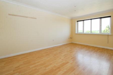 2 bedroom Flat to let in Oxford Road, Reading, Reading, RG30