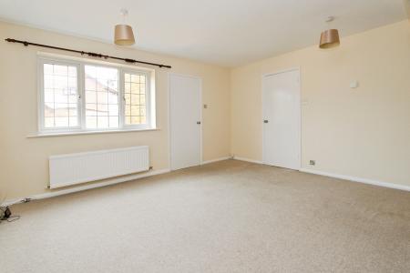 2 bedroom Cluster house for sale in Kilburn Close, Calcot, RG31