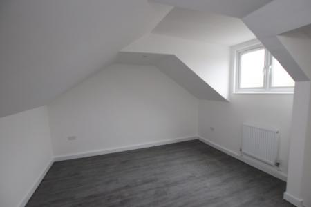 2 bedroom Flat to let in Zinzan Street, Reading, RG1