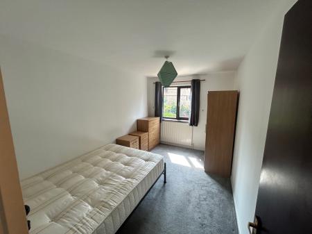 1 bedroom Flat to let in St Pauls Court, Reading, RG1