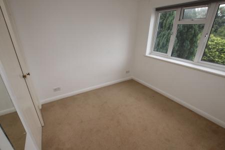 2 bedroom Flat to let in Mount Pleasant Grove, Reading, RG1