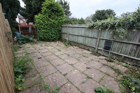 2 bedroom Flat to let in Mount Pleasant Grove, Reading, RG1