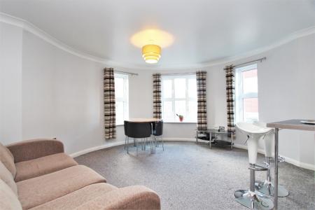 1 bedroom Flat to let in South Street, Reading, RG1