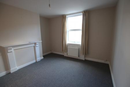1 bedroom Flat to let in South Street, Reading, RG1