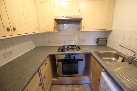 1 bedroom Flat to let in South Street, Reading, RG1