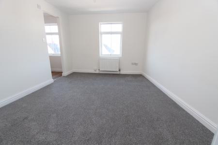 1 bedroom Flat to let in South Street, Reading, RG1