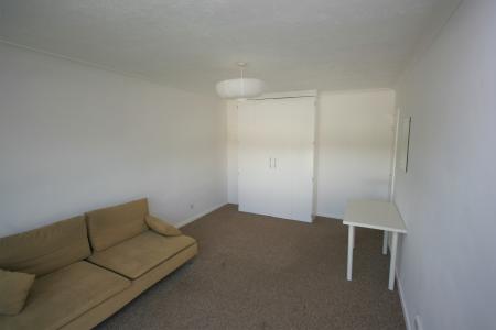 1 bedroom Studio flat to let in Hamilton Road, Reading, RG1