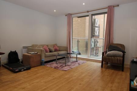 1 bedroom Flat for sale in Merchants Place, Reading, RG1