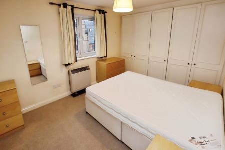 1 bedroom Flat to let in Swan Place, Reading, RG1