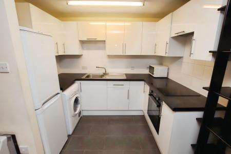 1 bedroom Flat to let in Swan Place, Reading, RG1