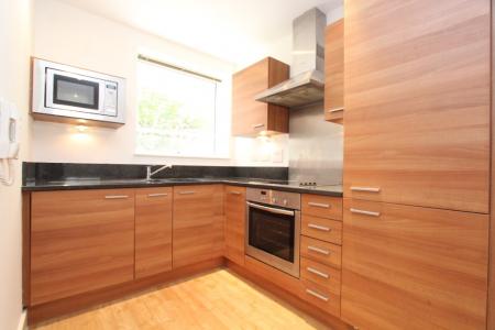 1 bedroom Flat to let in Merchants Place, Reading, RG1