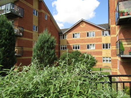 Temple Place, Reading, RG1