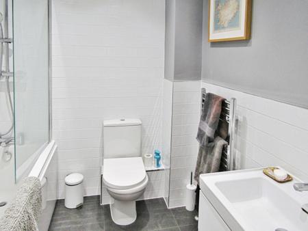 3 bedroom Terraced House for sale in Wilson Road, Reading, RG30