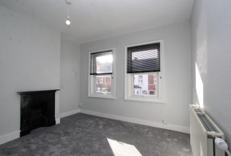 3 bedroom Terraced House to let in Belmont Road, Reading, RG30
