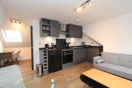 1 bedroom Flat to let in Field Road, Reading, Reading, RG1