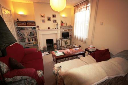 2 bedroom Flat to let in Regent Street, Reading, RG1