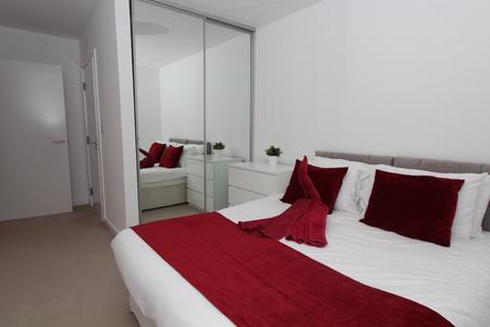 2 bedroom Flat to let in Gweal Avenue, Reading, RG2