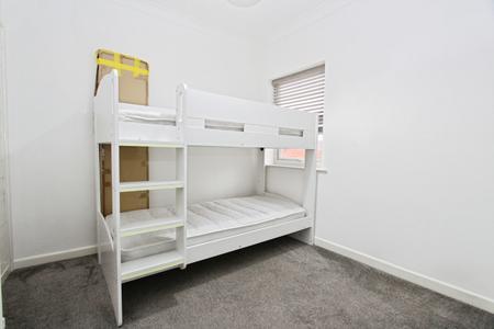 3 bedroom Terraced House for sale in Waldeck Street, Reading, RG1