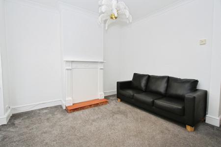 3 bedroom Terraced House for sale in Waldeck Street, Reading, RG1