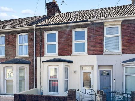 3 bedroom Terraced House for sale in Ashley Road, SP2