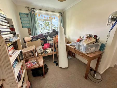 4 bedroom End of terrace house for sale in Camelot Close, Andover, SP10