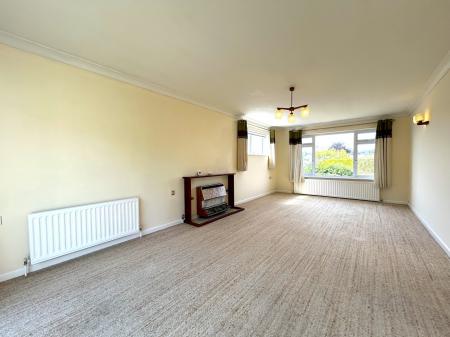 2 bedroom Bungalow for sale in Elm Close, Laverstock, SP1